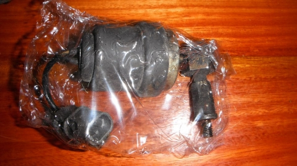 สวิทช์วัดแรงดันน้ำมันเครื่อง