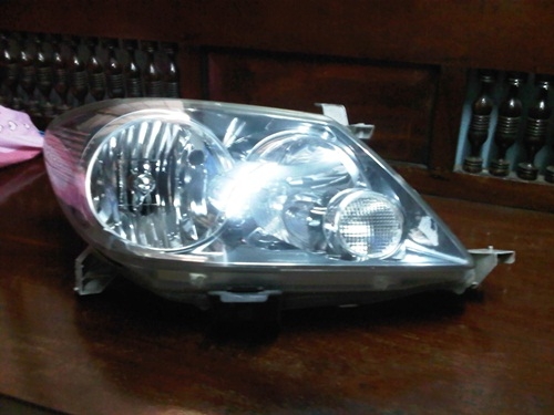 ชุดไฟฟ้า + กะจังหน้า  ฟอร์จูนเนอร์ โฉมแรก ของแท้ สภาพ 80\%  ชุดล่ะ 3000 บาท