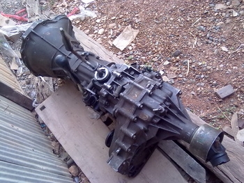 ขายถูกเกียร์ 4x4 นิสสัน ขายถูกเกียร์ 4x4 นิสสัน