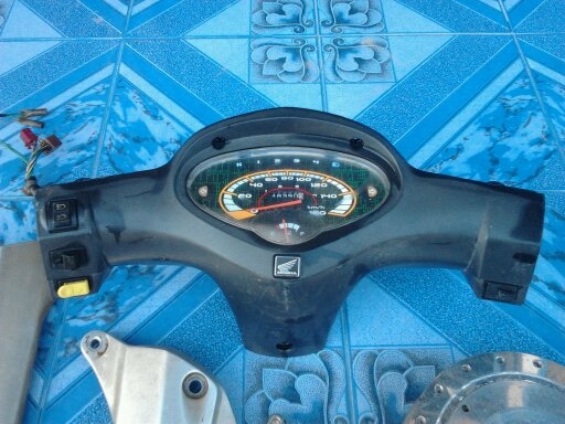 ขายอะไหล่  HONDA  YAMAHA ราคาพร้อมส่ง