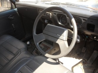 ขายมาสด้า แฟมิเลียแค๊ป 1.3  ประหยัดน้ำมัน  5 เกียร์