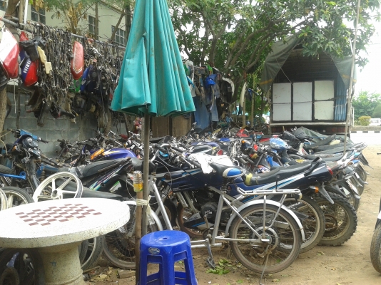 ขายมอเตอร์ไซมือสอง และอะไหร่มือสองทุกรุ่น สนใจโทร 089-2855381