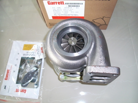 KOMATSU ,4D95 ,PAT NO.6205-81-8110