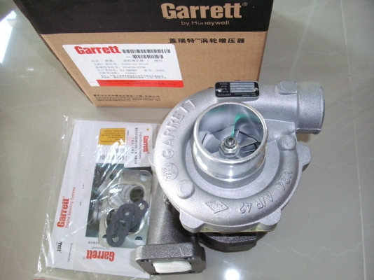 KOMATSU ,4D95 ,PAT NO.6205-81-8110