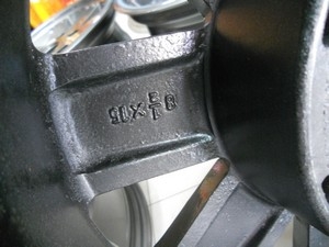 ขายแม็ก15" กว้าง8 นิ้ว 6รู139.7 off road,4x4 สภาพสวยพร้อมใช้งาน