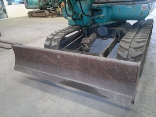 รถขุดเล็ก KOMATSU PC30-7 SN:20105 ปี1991 แทร็กยางใหม่ รถนอกนำเข้าจากญี่ปุ่น เครื่องดี ปั้มดีเกียร์ดี ไม่เคยใช้ในไทย ราคา 430,000รวมแวทแล้วครับติดต่อมานะ 085-9049669