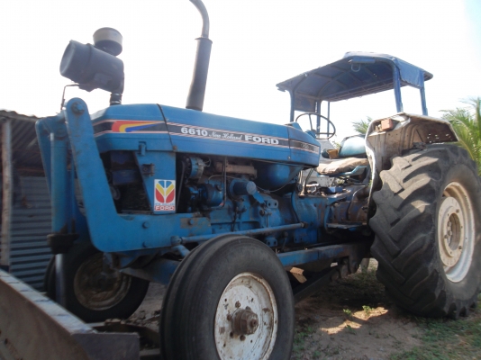 ยกเลิกการขาย รถไถ Ford 68 เครื่อง 5500 อุปกรณ์คบ มีใบมีด ผาน 6  (ไม่มีเล่มทะเบียน)