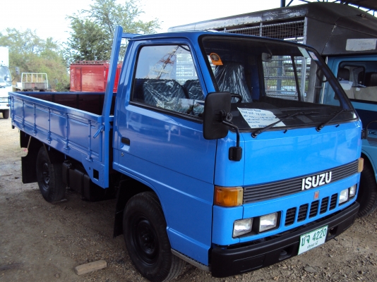 ขายรถ  4 ล้อ ไม่ติดเวลา สภาพสวย พร้อมใช้งาน