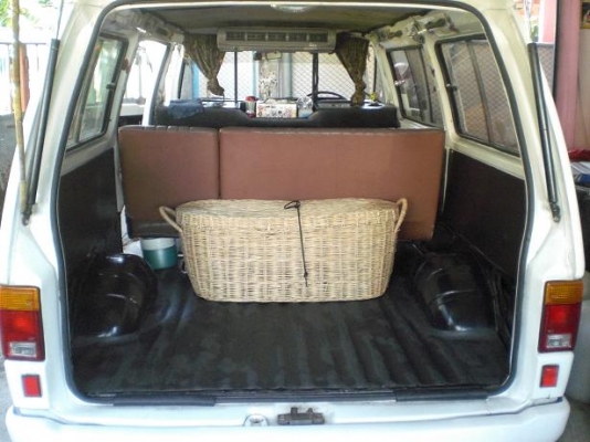 ขายรถตู้ เล็ก คลาสสิก L300 ขายรถตู้ เล็ก คลาสสิก L300