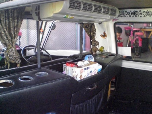 ขายรถตู้ เล็ก คลาสสิก L300 ขายรถตู้ เล็ก คลาสสิก L300