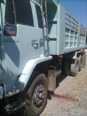 รถอิซูซุ 10 ล้อดั๊ม FXZ 240 แรงม้า  สนใจติดต่อ 081 - 6079515