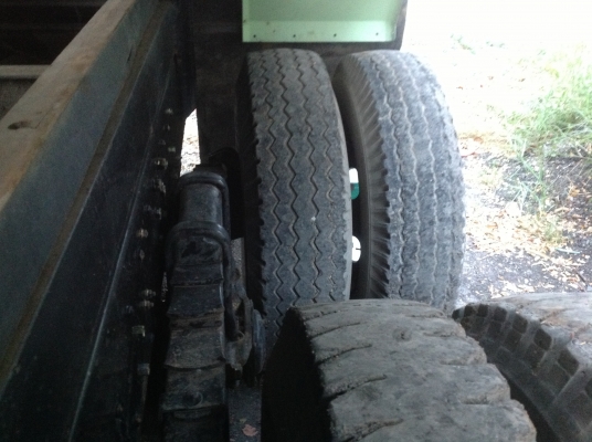 FM1J สมอเงิน 210 ดั้มกะบะปิเนียม