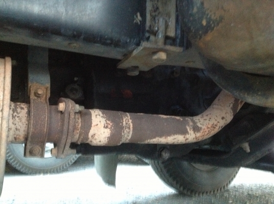 FM1J สมอเงิน 210 ดั้มกะบะปิเนียม