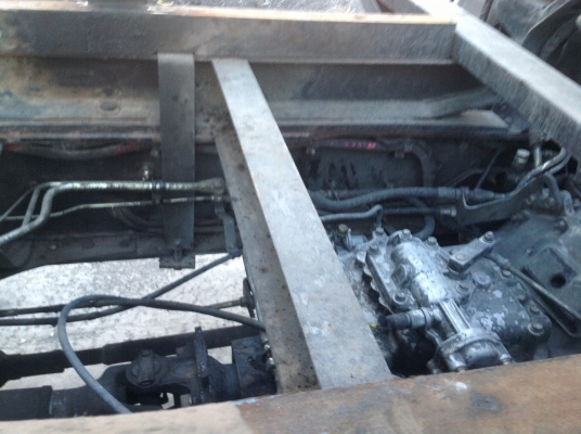 FM1J สมอเงิน 210 ดั้มกะบะปิเนียม