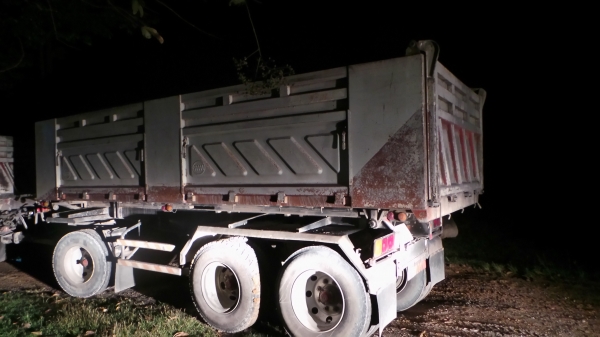 หางพ่วงดั้ม SMM 3 เพลาแท้ ค่ะ หางพ่วงดั้ม SMM 3 เพลาแท้ ค่ะ