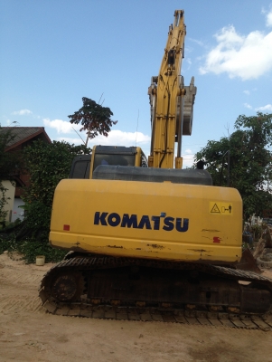 ขาย KOMATSU PC200-8