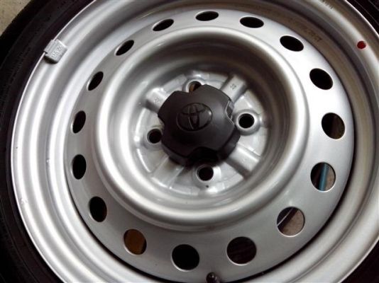 ขายล้อกะทะVios ขอบ 14นิ้ว ยาง Dunlop sp10 ขนาด 175/65/14