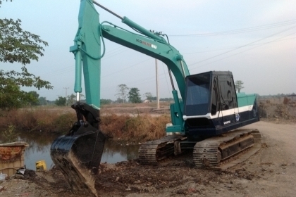 komassu pc 100 รุ่น 2 สภาพพ้อมใช้งาน