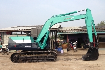 komatsu  pc 100 รุ่น 5 สภาพพร้อมใช้งาน  มีเเอร์พร้อม  เอกสารใบอินวอย