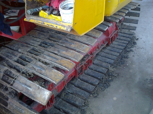 รถเกี่ยวข้าวศักดิ์พัฒนา