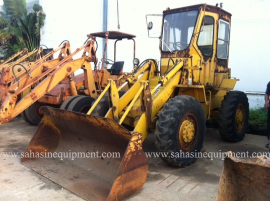 รถตัก CAT 910 บจก.สหสินอีควิปเม้นท์ โทร.081-5851880, 02-5168100-1 www.sahasinequipment.com