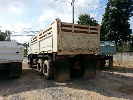 ขายHINO320ปี48 ดั๊มสามมิตรรอลเฉียง มีระบบลากพ่วงให้พร้อมใช้ ติดต่อได้ คุณ อ๊อฟ พิจิตร 086-737-9991