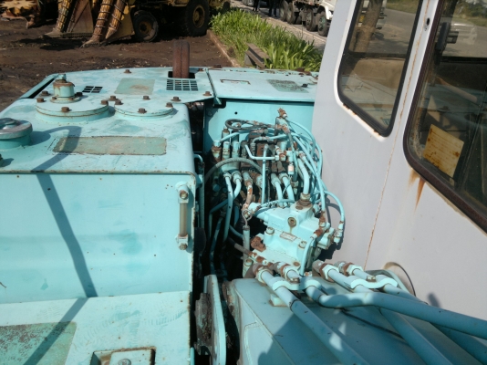 รถขุด KOBELCO  SK60-1 เครื่องดี ปั้มดี เกียร์ดี แอร์เย็นเฉียบ รถนอกนำเข้า ไม่เคยใช้ในไทย ใช้งานได้เลย มาถึงแล้วครับ ติดต่อ มานะ 085-9049669