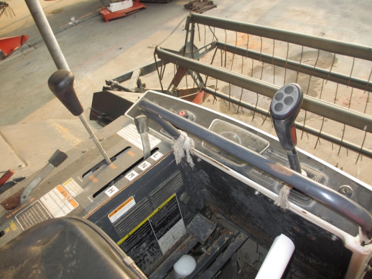 มาแล้ว รถเกี่ยวข้าว KUBOTA DC95 GM ตามสภาพ เปลี่ยนช่วงล่างแล้ว มาแล้ว รถเกี่ยวข้าว KUBOTA DC95 GM ตามสภาพ เปลี่ยนช่วงล่างแล้ว