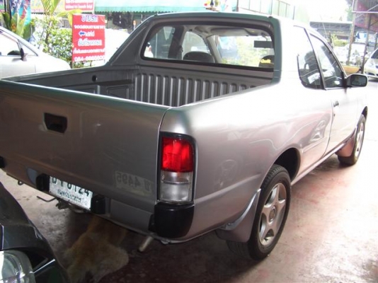 NISSAN NV QUEEN CAB สวยเดิมสภาพเยี่ยม ฟรีดาวน์ NISSAN NV QUEEN CAB สวยเดิมสภาพเยี่ยม ฟรีดาวน์