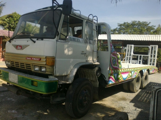ขายเทเลอร์HINO SOMO227 หางพับไฮโดริค สภาพสวยพร้อมใช้ ราคาต่อรองได้ ติดต่อได้ที่คุณ อ๊อฟ พิจิตร 086-737-9991