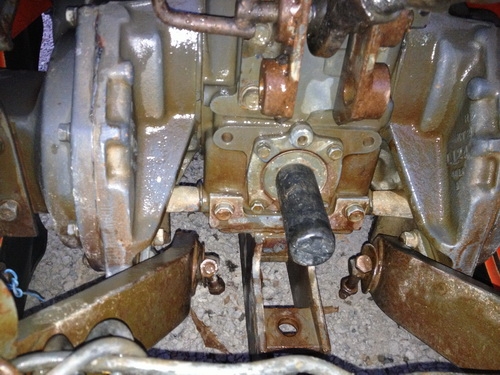 ขายรถไถ KUBOTA L3408 DI พร้อมอุปกรณ์ดันหน้าและผาน 6ตราช้าง