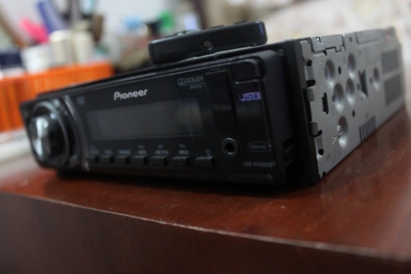 ขายเครื่องเสียง DVD MP3 ติดรถยนต์ Pioneer รุ่น DVH-P4150 USB พร้อมRemote สภาพดี