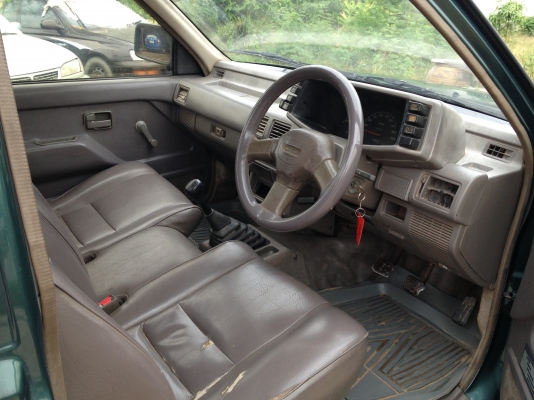 ขายตามสภาพ ISUZU มังกร ตอนเดียว ปี 37 เครื่อง 90 แรงม้า 2500 cc คลัซซี่สวย 110,000