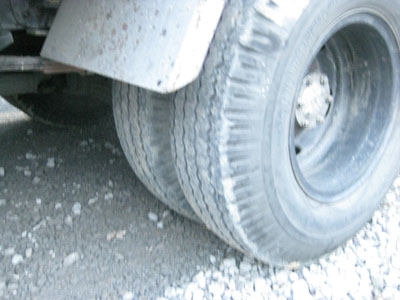 ขายหกล้อหลังคา Isuzu NKR 88 แรง สวยเดิมๆ พร้อมใช้ โทร 088-4501277