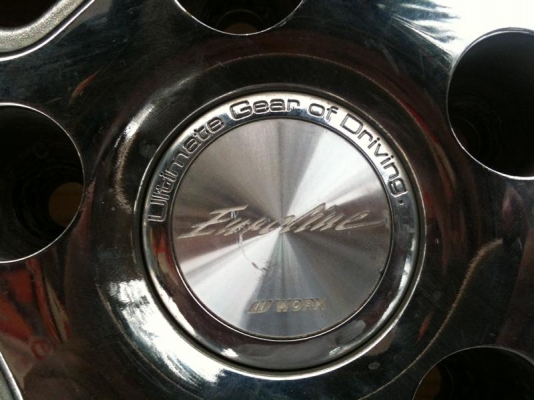 ลาย VIP  5 รู 114 ขอบ18 กว้าง 8 นิ้ว เก่าญี่ปุ่น