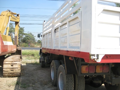 ขาย Hino FM227LD สิบล้อดั้มพ์ ห้างแท้เปลี่ยนหัวเรนเจอร์ สภาพสวย โทร 088-4501277