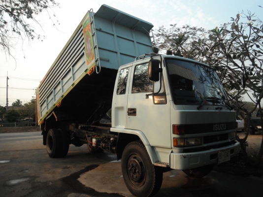 ขายรถ 6 ล้อ ดัมพ์ข้าว 13 เกวียน ISUZU เครื่อง 195 แรง กระบะเหล็ก คัชซีสวย ขับดี