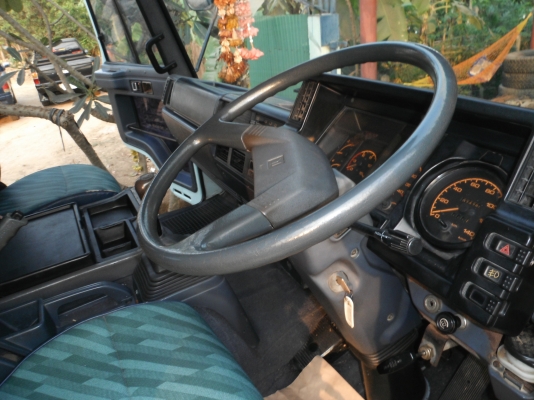 ขายรถ 6 ล้อ ดัมพ์ข้าว 13 เกวียน ISUZU เครื่อง 195 แรง กระบะเหล็ก คัชซีสวย ขับดี