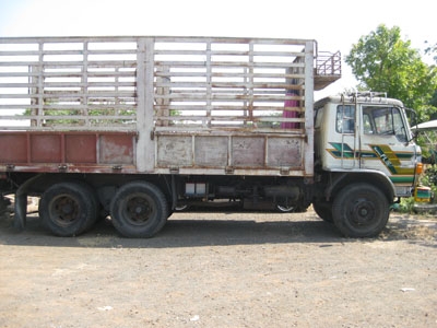 ขาย Hino F18 สิบล้อเพลาเดียว ห้างแท้เดิม โทร 088-4501277