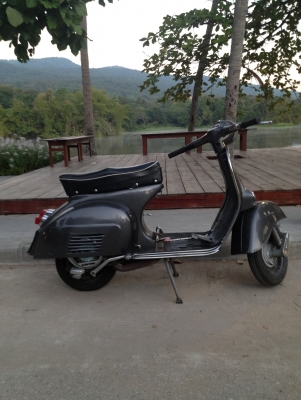 ขาย vespa sprint 150 หัวโต มีทะเบียน ขนส่ง