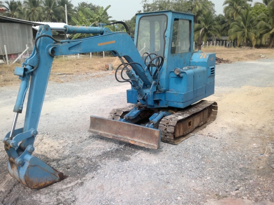 ขายรถแบ็คโฮเก่าญี่ปุ่นยี่ห้อ Komatsu(โคมัสสุ) PC20-1 สภาพสวยมากๆพร้อมใช้งาน