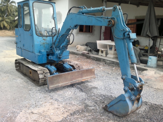 ขายรถแบ็คโฮเก่าญี่ปุ่นยี่ห้อ Komatsu(โคมัสสุ) PC20-1 สภาพสวยมากๆพร้อมใช้งาน