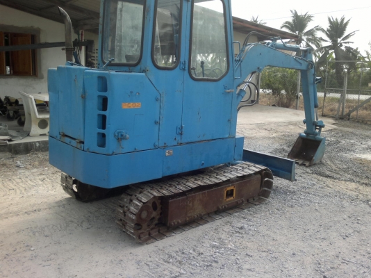 ขายรถแบ็คโฮเก่าญี่ปุ่นยี่ห้อ Komatsu(โคมัสสุ) PC20-1 สภาพสวยมากๆพร้อมใช้งาน
