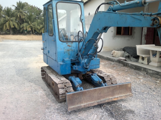 ขายรถแบ็คโฮเก่าญี่ปุ่นยี่ห้อ Komatsu(โคมัสสุ) PC20-1 สภาพสวยมากๆพร้อมใช้งาน