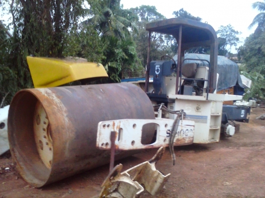 ซากรถบด Ingersoll-rand(ท้ายลาด)