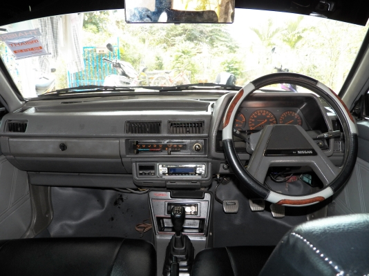 ขาย nissan sunny ปี 1982 เครื่อง 1.5 ไม่ไช่ 1.3