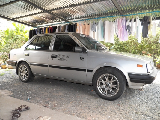 ขาย nissan sunny ปี 1982 เครื่อง 1.5 ไม่ไช่ 1.3