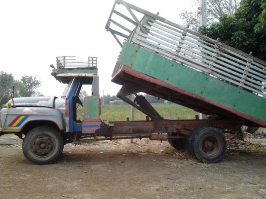 ISUZU TX 145 HP 6BB1 รถหัวยาวหกล้อดั๊มพ์ กระบะดั๊มพ์คอกมิเน10 ต้นยาว 5.50 เมตร เครื่องแน่นแรงดี หัวเก๋งไม่มีผุ ภายในสวย พวงมาลัยเพาเวอร์ เฟืองท้ายหมวกเจ็กขนาดใหญ่ คัชซีสวยไม่ผุ ยาง 9.00 ขอบ 20 สภาพดีพร้อมใช้งาน เอกสารเล่มทะเบียนครบพร้อมโอน ราคาต่อรองได้คร