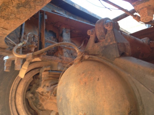 รถฮีโน่ 10 ล้อดั๊ม FM1M  เปลื่ยนเครื่อง 240 แรงม้า  สนใจติดต่อ 081 - 6079515