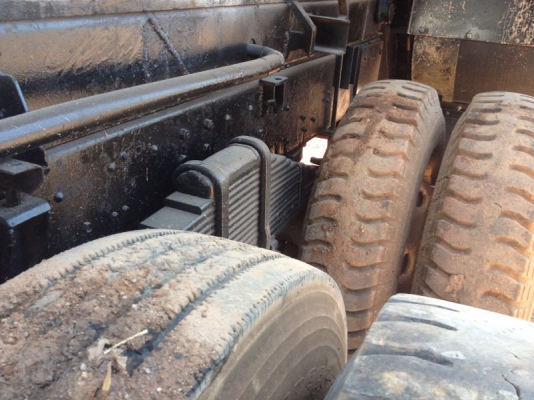 รถฮีโน่ 10 ล้อดั๊ม FM1M  เปลื่ยนเครื่อง 240 แรงม้า  สนใจติดต่อ 081 - 6079515